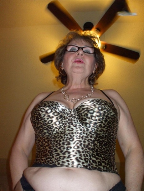 bbw strapon pegging pretty pics