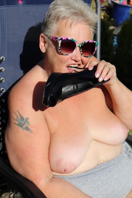 ellen saint bbw pretty img