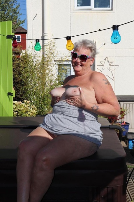 bbw feet humiliation hot naked photos
