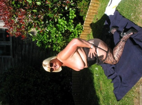 black bbw squashing free xxx archive