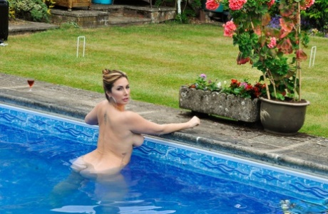 thick cheat sexy pics