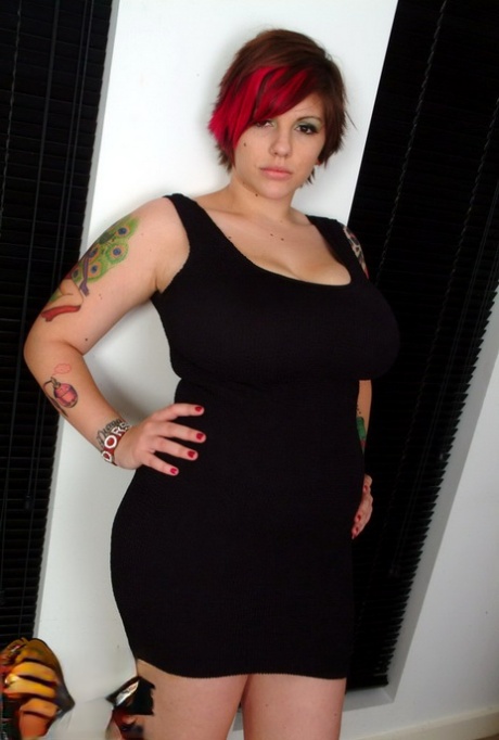 thick legged woman nice photo