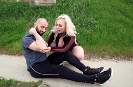 short curvy women having sex pretty photo