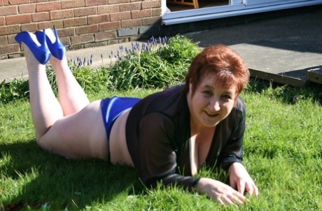 thick girl hairy pussy pretty pic