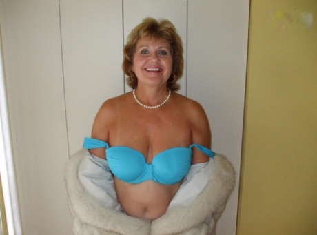 spainish bbw exclusive photos