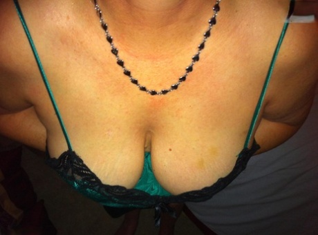 thick redhead stepsis nudes pic