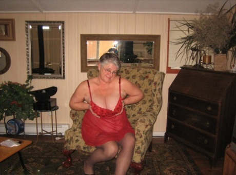 chubby perverted bitch in stockings deserves a rough hot nude images