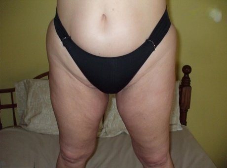 slightly chubby fitness model porno pictures