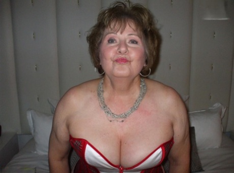 girl takes fat shit beautiful naked photos