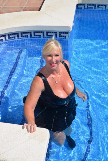 fat girls with big breast sex gallery