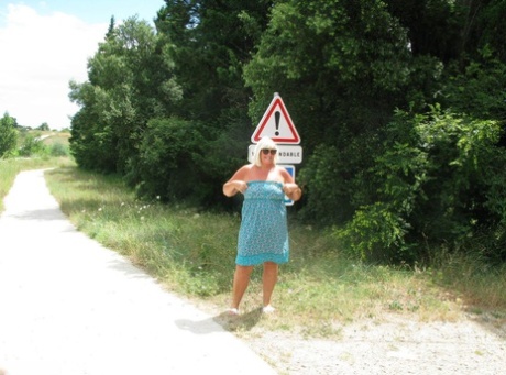 curvy spanish teen hot nude images