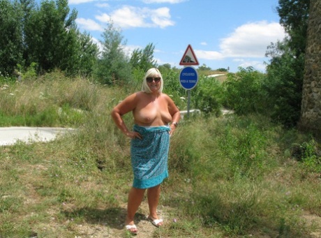 cum mouth amature fat groupe free porn photo