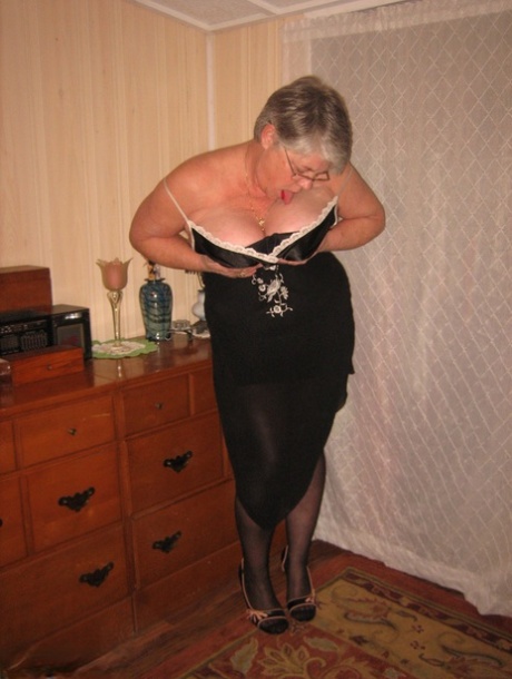 thick mother beautiful naked pic