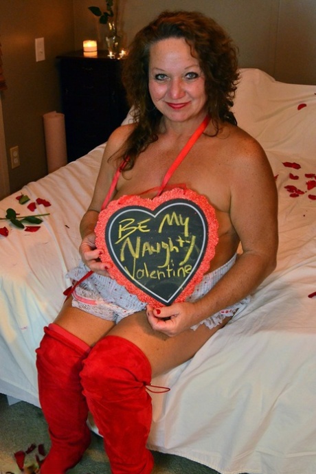 curvy milf teacher art porn images