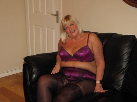 bbw eye rolling hot naked pics