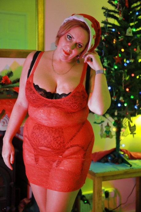 Curvy Claire star gallery