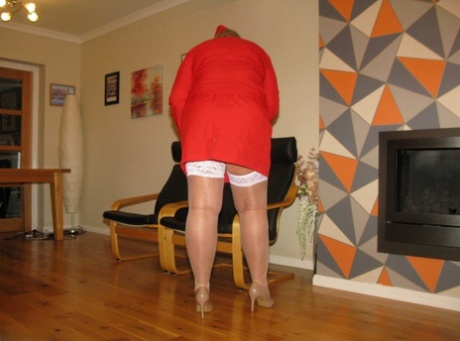 thick jiggling ass milf perfect pictures