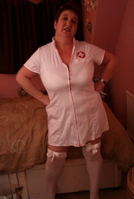curvy babe peeing on her boyfriend before sucking his pissing cock hot photos