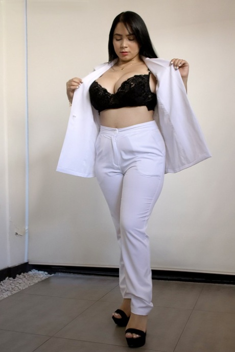 thick shawty perfect pics