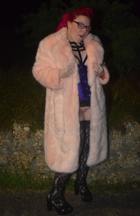 thick curvy step sis porno image