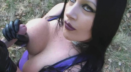 fat daughters art naked pics