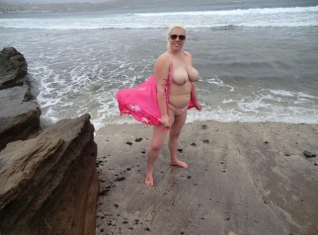 chloe surreal bbw hd galleries