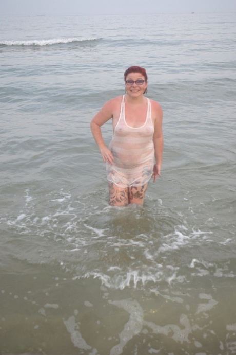 curvy teen shower naked archive