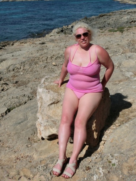 fat people with captions exclusive picture