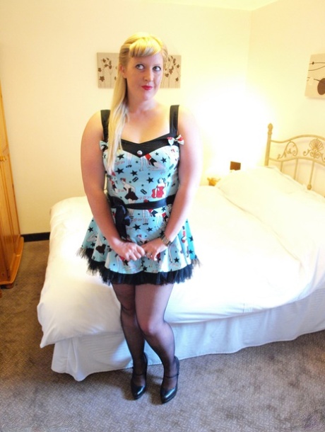 chubby with a big toy hot pictures