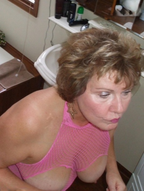 thick booty riding hot sex archive