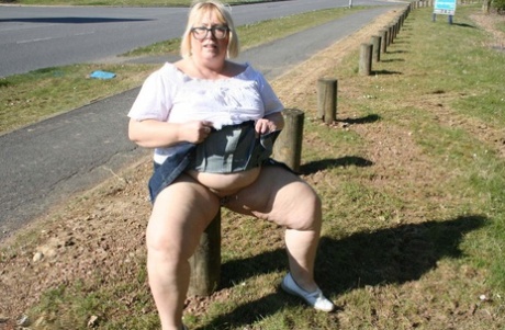 skinny blonde fat ass free porn image