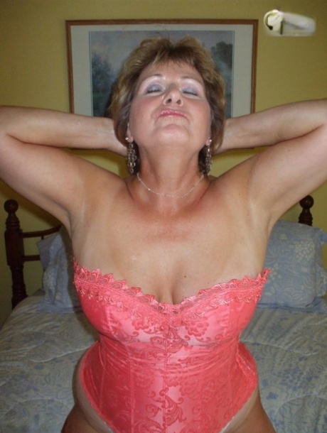 huge ass white girl anal adult pics