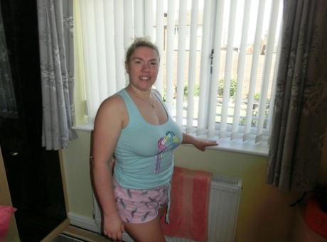 sluts bbw single woman nude photos