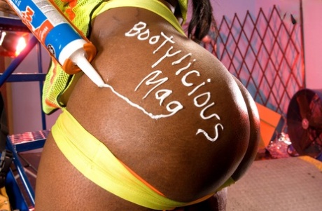 bbw delivery pornographic image
