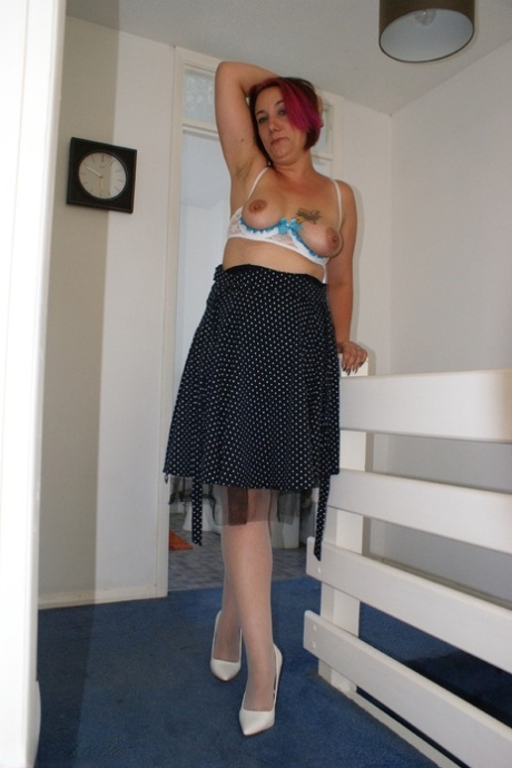 porn actress curvy beautiful porn galleries