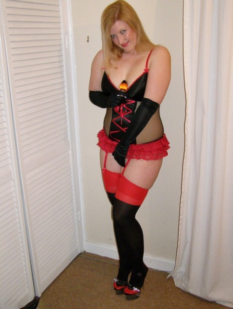 chubby whore takes big dick xxx gallery