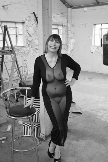 chubby housewife big cock free sex photo