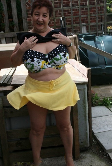 fake boobs big booty porn free archive