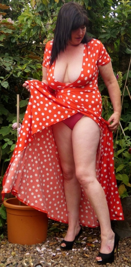 bbw anr nude images