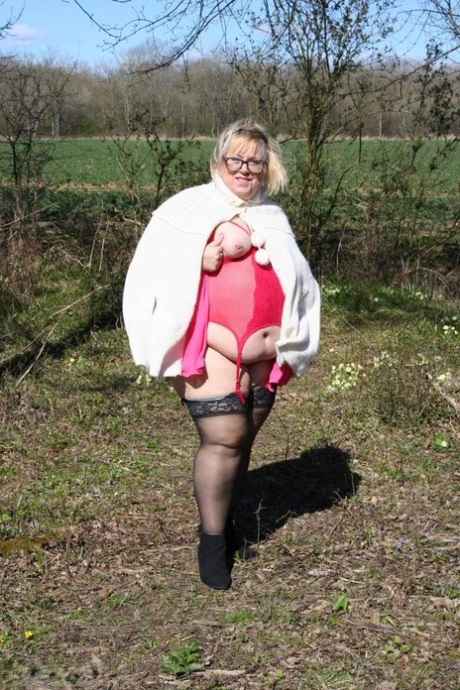 moms plump belly cum shot hot xxx photo