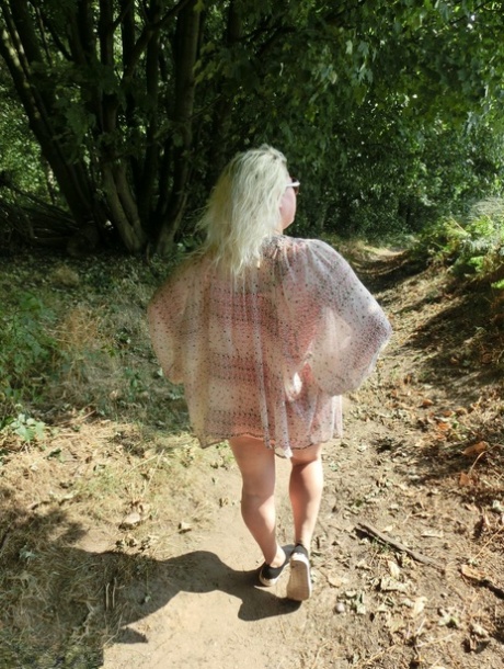 thick femboy twerking sexy naked images