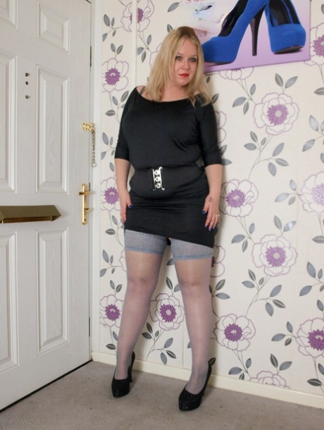 bbw atzula art naked pictures