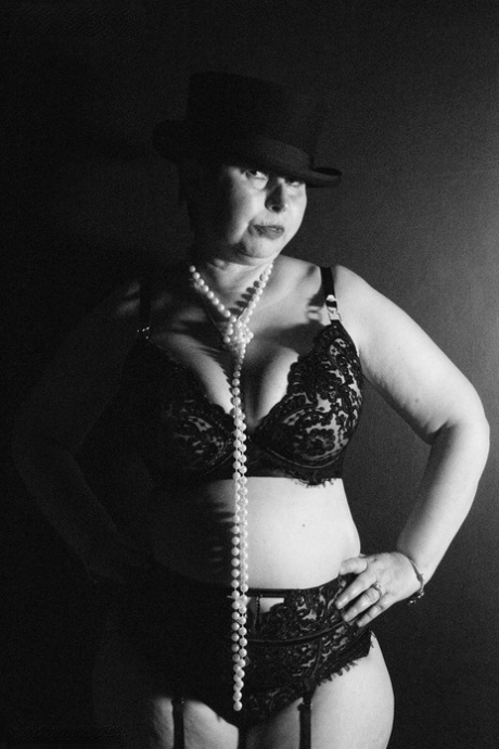 bbw cuckqueen art naked pic
