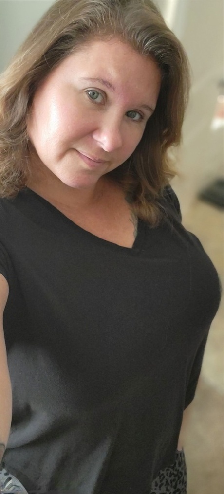 thick goth baddie art porn photo