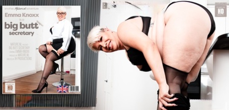 karlee grey shows her big ass to legendary lexington steele pretty picture