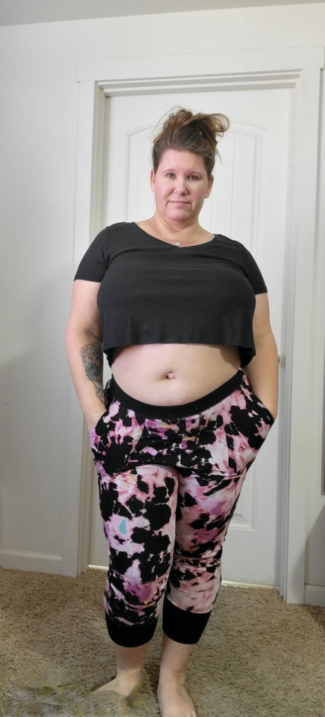 bbw belly slap free pictures