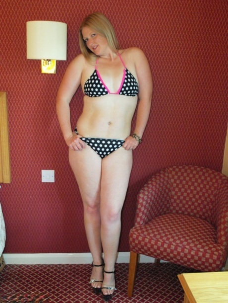 anorexic vs bbw toplady zita beautiful naked galleries