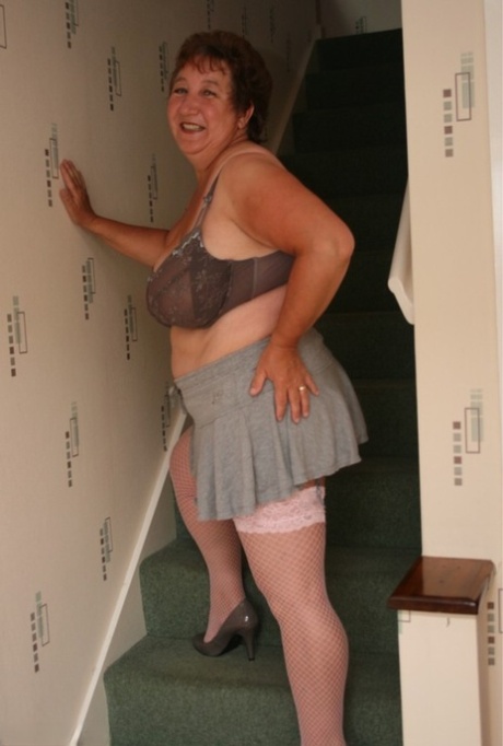 insanely thick beautiful nude photos
