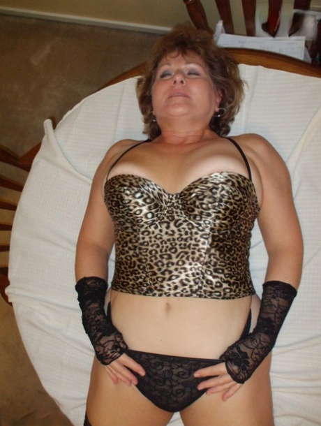 mature thick curvy white girls hd archive