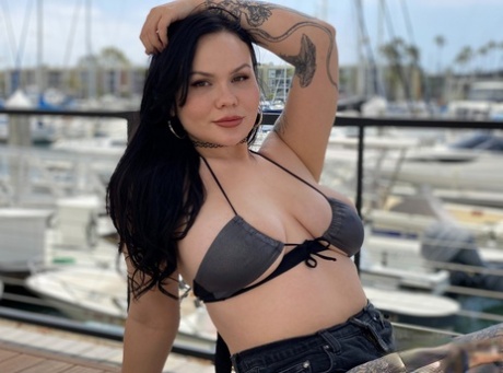 fat tits chubby busty sexy naked pictures